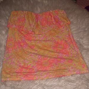 Strapless frilly Lilly Pulitzer top, with cute pink and yellow print